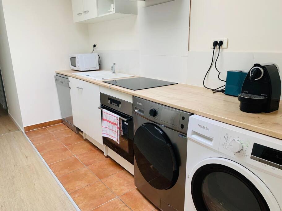 Appartement T3, Au Coeur De Montpellier, Wifi Et Climatisation 외부 사진